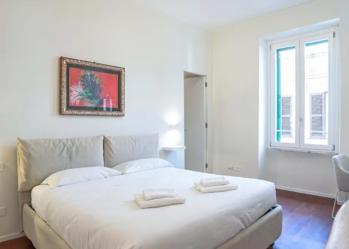 Easytopstay - Crescenzio Elegant Apartment *
